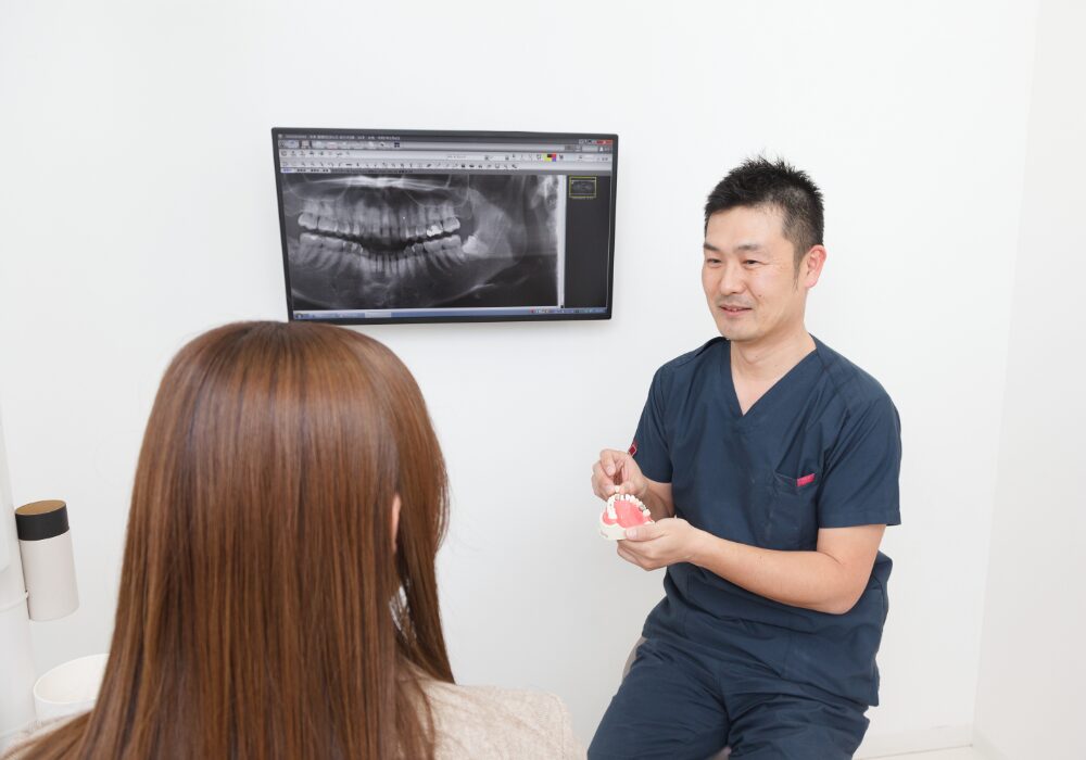 セラミック治療で自然な白い歯を実現